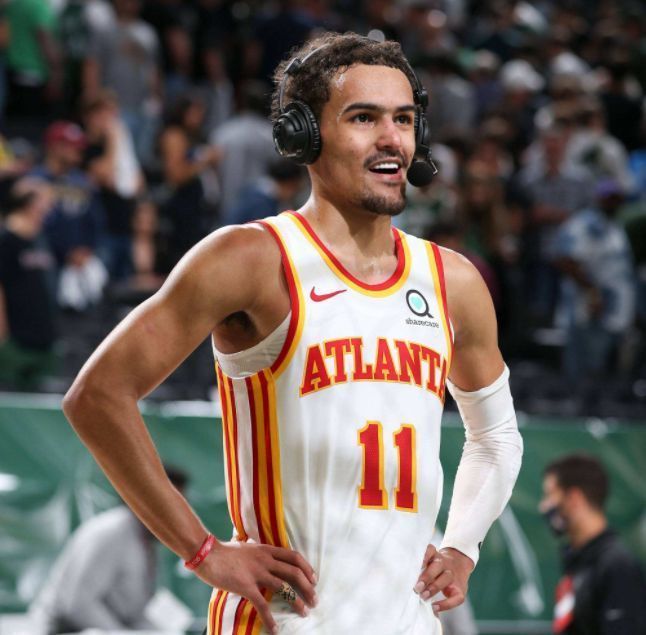 狭小空间的 狭小空间的